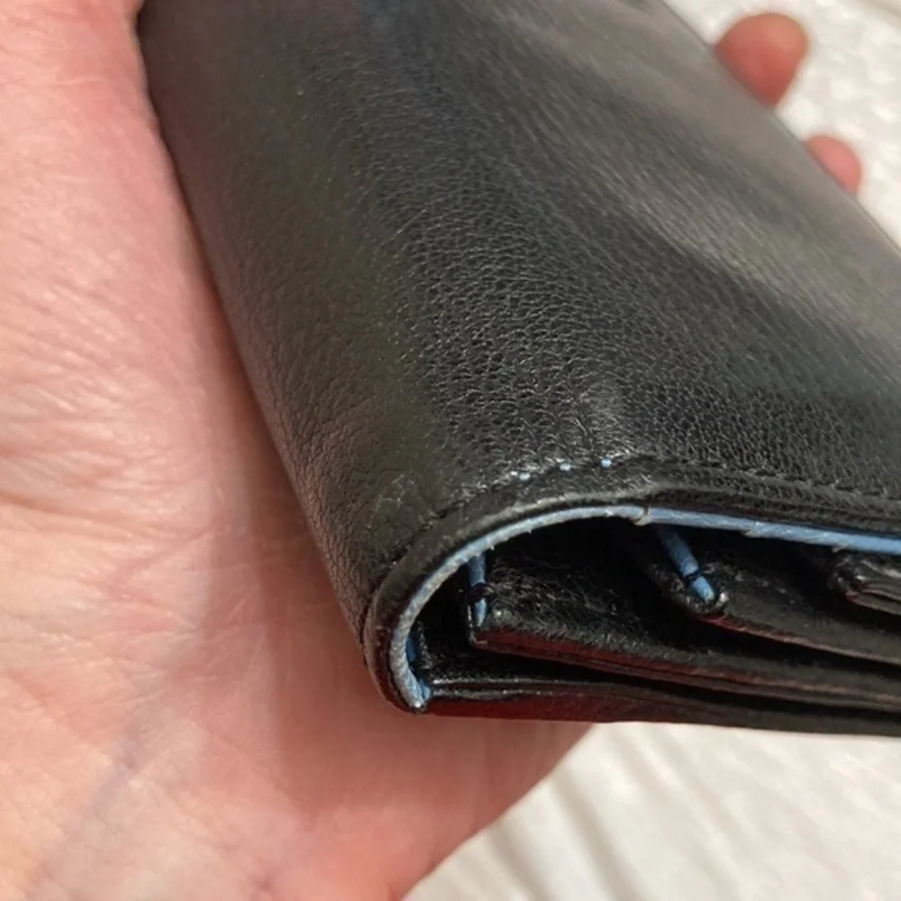 Tusk black leather wallet